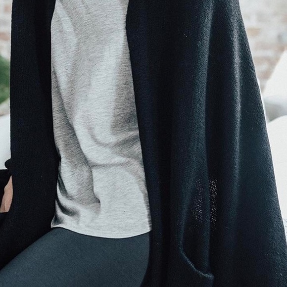 Baby Soft Alpaca Cape - Picture 4 of 4